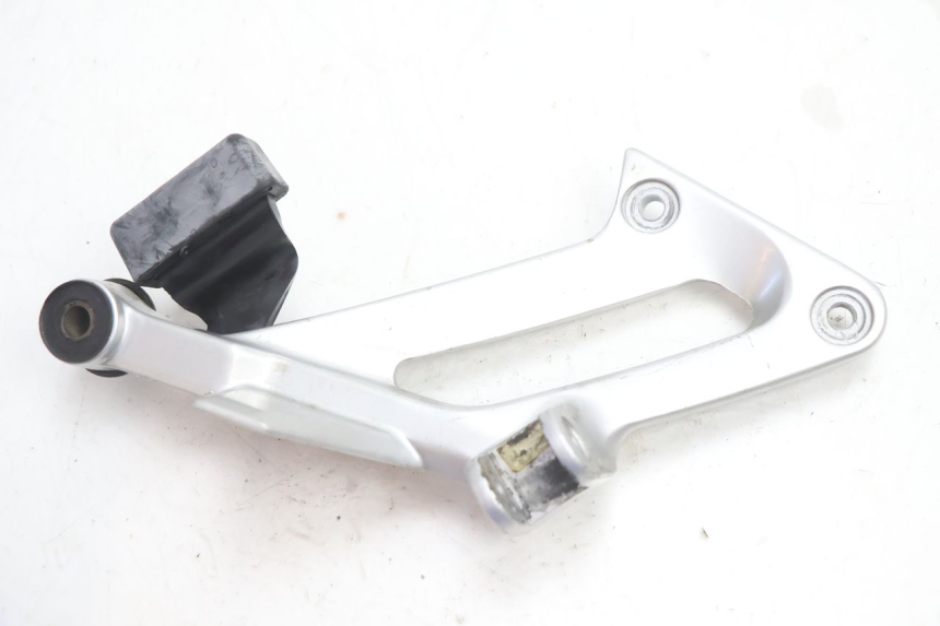 photo de PEDANA POSTERIORE DESTRA SUPPORTO YAMAHA FJR 1300 (2001 - 2005) - Dettaglio del componente