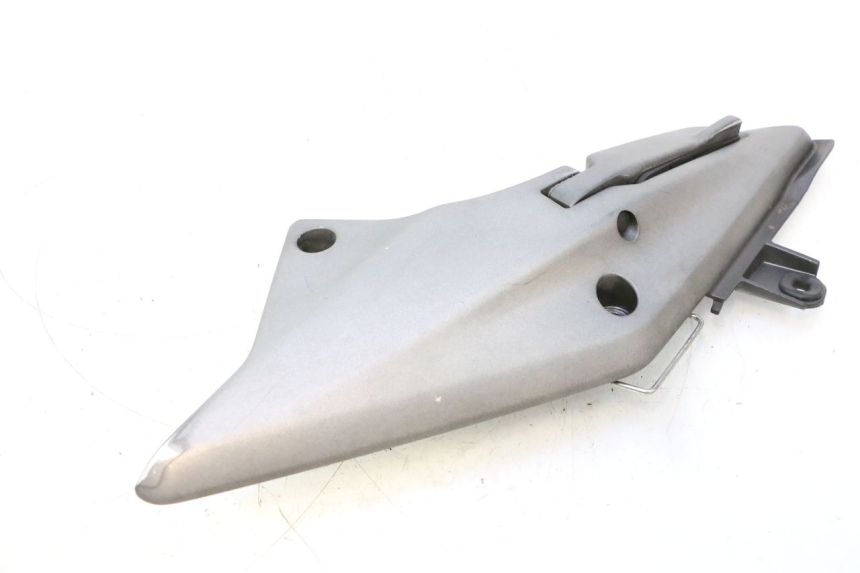 photo de PEDANA POSTERIORE DESTRA SUPPORTO HONDA FJS SILVER WING SILVERWING 400 (2005 - 2008) - Altra angolazione
