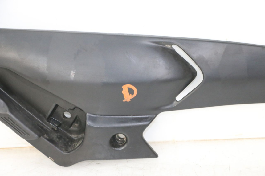 photo de PEDANA POSTERIORE DESTRA SUPPORTO GILERA NEXUS 300 (2008 - 2013) - Ricambio usato controllato