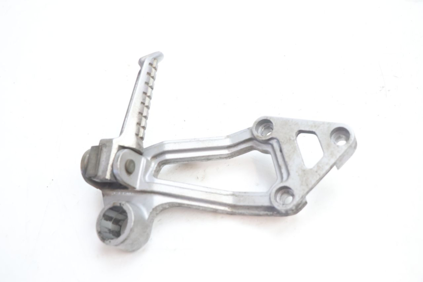 photo de PEDANA POSTERIORE DESTRA SUPPORTO KAWASAKI GPX F ZX750F 750 (1986 - 1990) - Zoom sullo stato d'uso