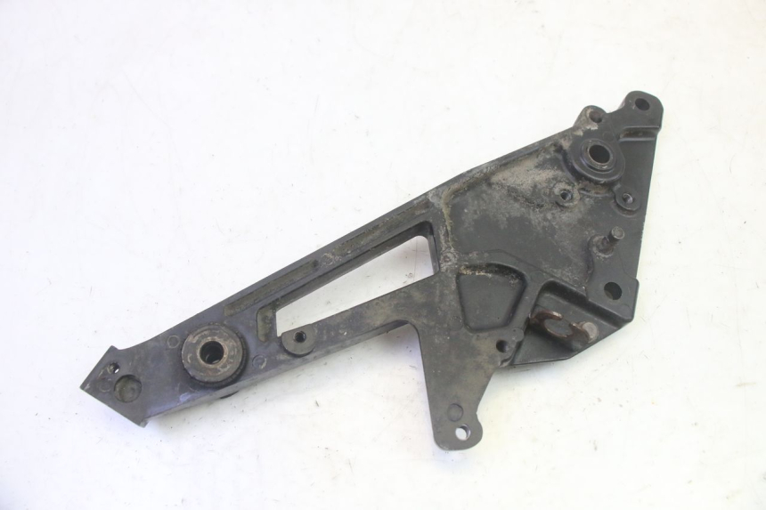 photo de PEDANA POSTERIORE DESTRA SUPPORTO KAWASAKI GPZ RX 1000 (1986 - 1988) - Vista d'insieme del prodotto