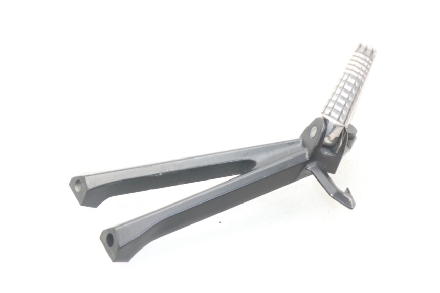 photo de PIASTRA PEDANA POSTERIORE DESTRA SUZUKI GSX-R GSXR 750 (2011 - 2016) - Primo piano tecnico