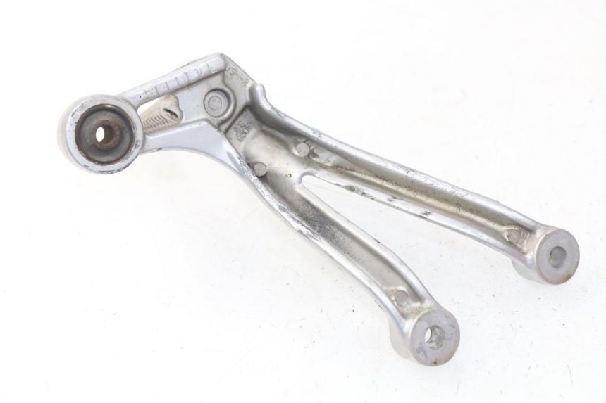 photo de PIASTRA PEDANA POSTERIORE DESTRA SUZUKI GSX-R GSXR 600 (2001 - 2003) - Altra angolazione