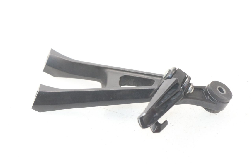 photo de PIASTRA PEDANA POSTERIORE DESTRA SUZUKI GSX-R GSXR K16 1000 (2012 - 2016) - Zoom sullo stato d'uso