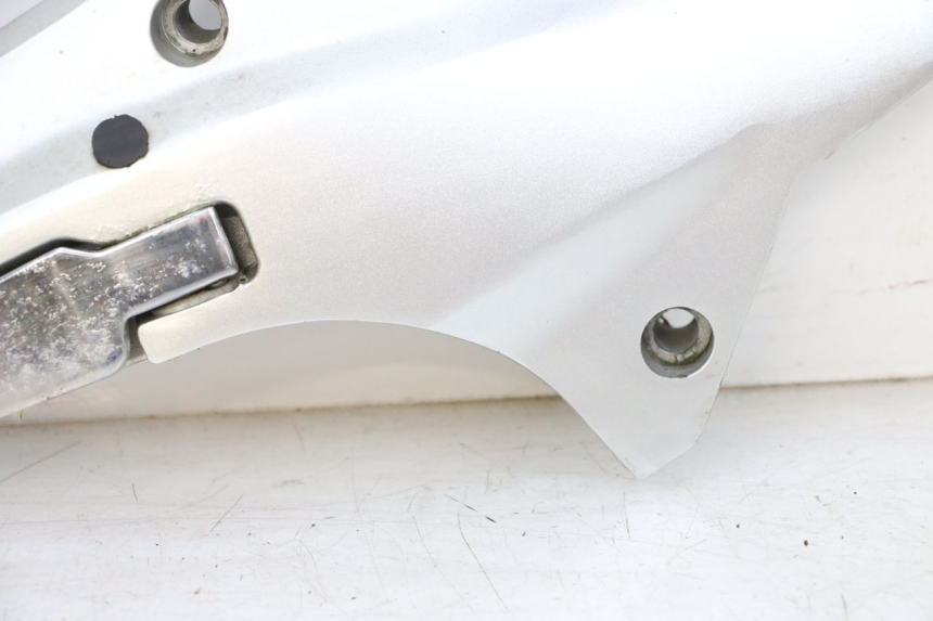 photo de PEDANA POSTERIORE DESTRA SUPPORTO JM MOTORS GTS 125 (2015 - 2019) - Zoom sui componenti