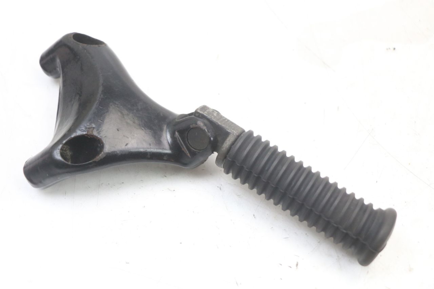 photo de PEDANA POSTERIORE DESTRA SUPPORTO HARLEY DAVIDSON SPORTSTER XL CUSTOM 883 (1999 - 2006) - Primo piano tecnico