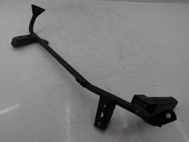 photo de PIASTRA PEDANA POSTERIORE DESTRA HONDA FES PANTHEON 125 (2003 - 2007) - Dettaglio del componente