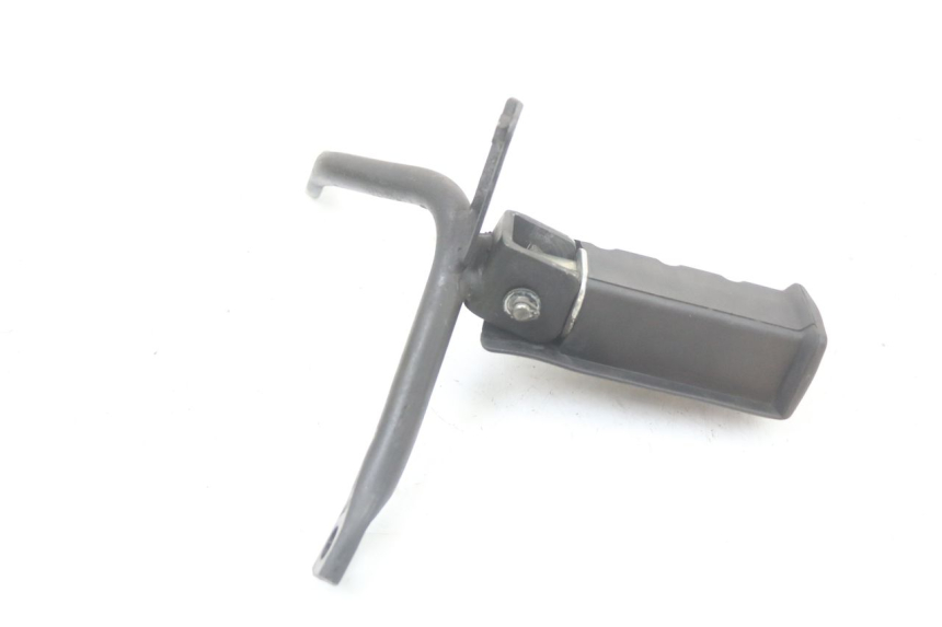photo de PEDANA POSTERIORE DESTRA SUPPORTO HONDA NES AROBASE 125 (2000 - 2003) - Primo piano tecnico