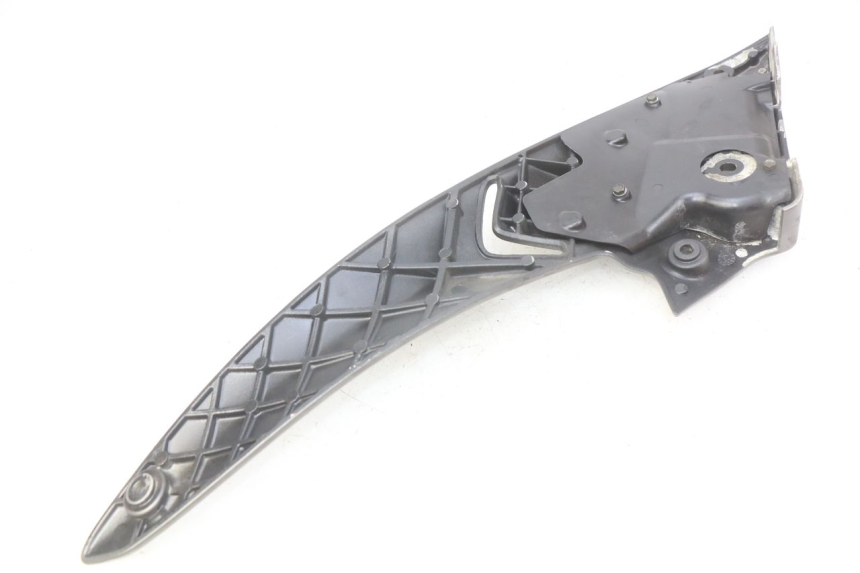 photo de PIASTRA PEDANA POSTERIORE DESTRA GILERA NEXUS 125 (2009 - 2013) - Dettaglio del componente