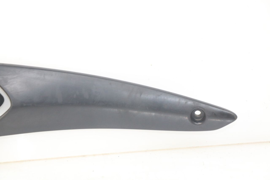 photo de PIASTRA PEDANA POSTERIORE DESTRA GILERA NEXUS 125 (2007 - 2009) - Stato della superficie e materiale