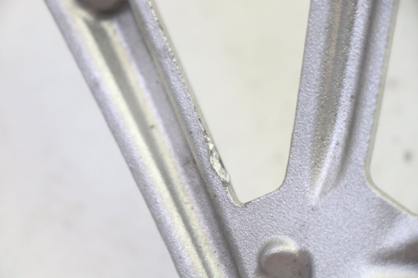 photo de PEDANA POSTERIORE DESTRA SUPPORTO BMW R GS 1250 (2021 - 2024) - Primo piano tecnico