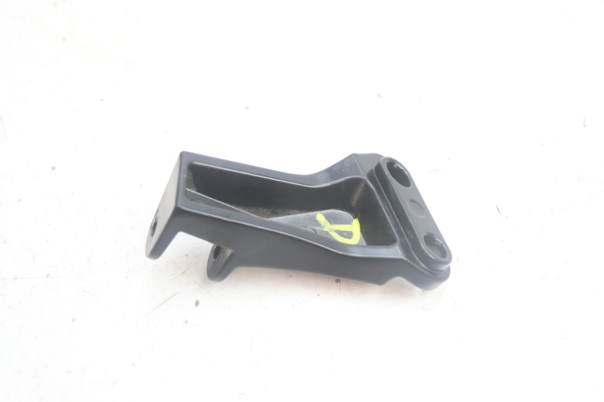 photo de PEDANA POSTERIORE DESTRA SUPPORTO JM MOTORS R-MAX TECH 50 (2024 - 2026) - Zoom sullo stato d'uso