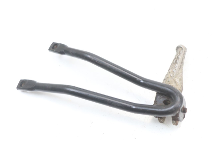 photo de PEDANA POSTERIORE DESTRA SUPPORTO APRILIA RS 50 (2006 - 2010) - Primo piano tecnico