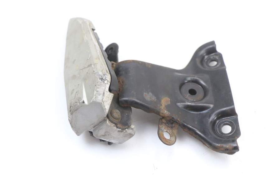 photo de PEDANA POSTERIORE DESTRA SUPPORTO HONDA SH ABS 125 (2012 - 2017) - Dettaglio del componente