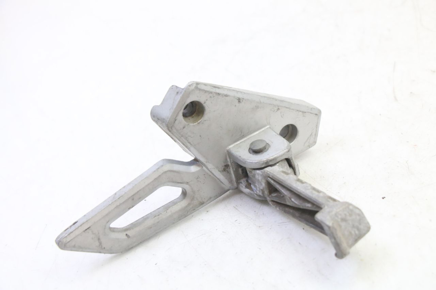 photo de PIASTRA PEDANA POSTERIORE DESTRA PEUGEOT SPEEDFIGHT 3 AIR 50 (2009 - 2015) - Zoom sullo stato d'uso