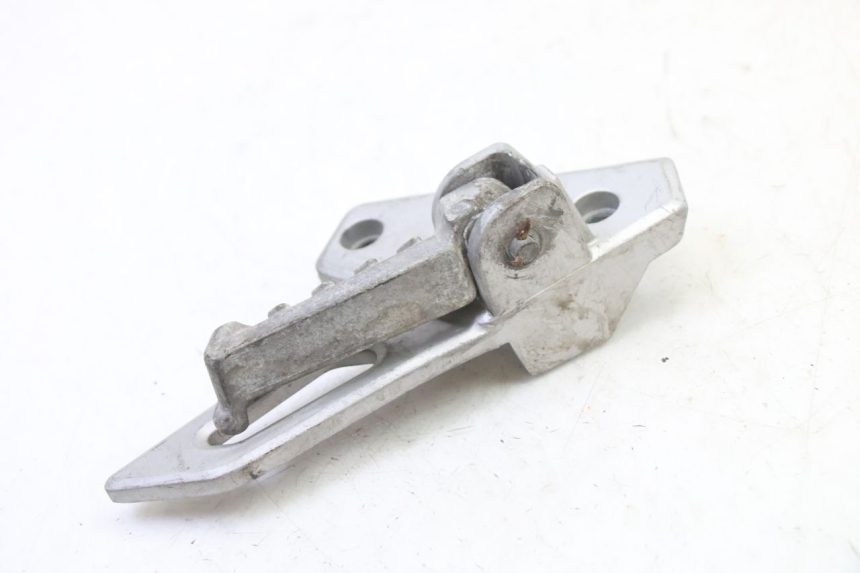 photo de PIASTRA PEDANA POSTERIORE DESTRA PEUGEOT SPEEDFIGHT 3 AIR 50 (2009 - 2015) - Primo piano tecnico