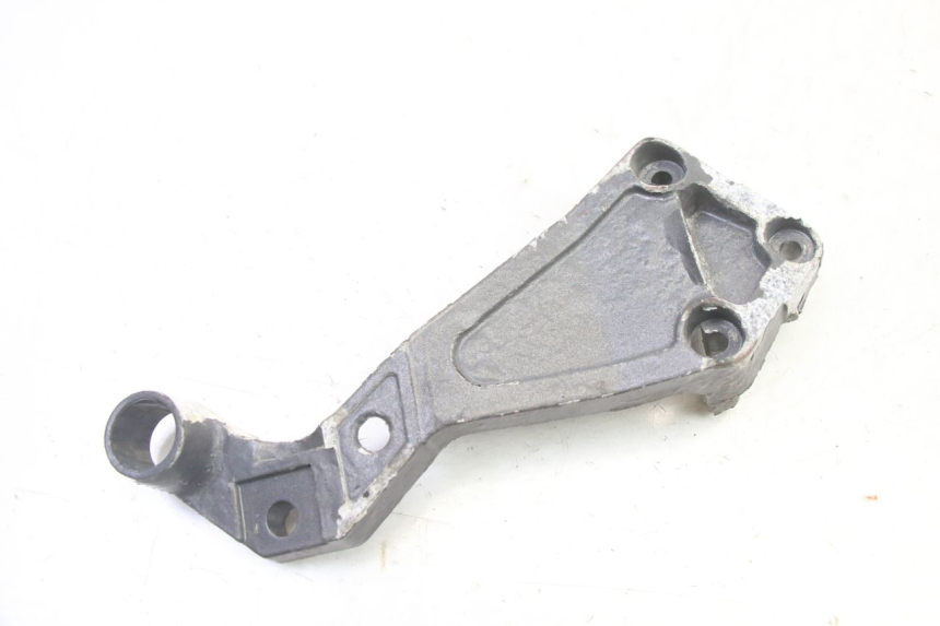 photo de PEDANA POSTERIORE DESTRA SUPPORTO TRIUMPH SPRINT 900 (1995 - 1998) - Vista principale