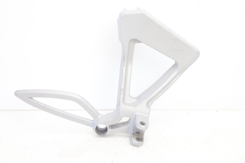photo de PEDANA POSTERIORE DESTRA SUPPORTO CAN-AM SPYDER RS 1000 (2008 - 2012) - Vista principale