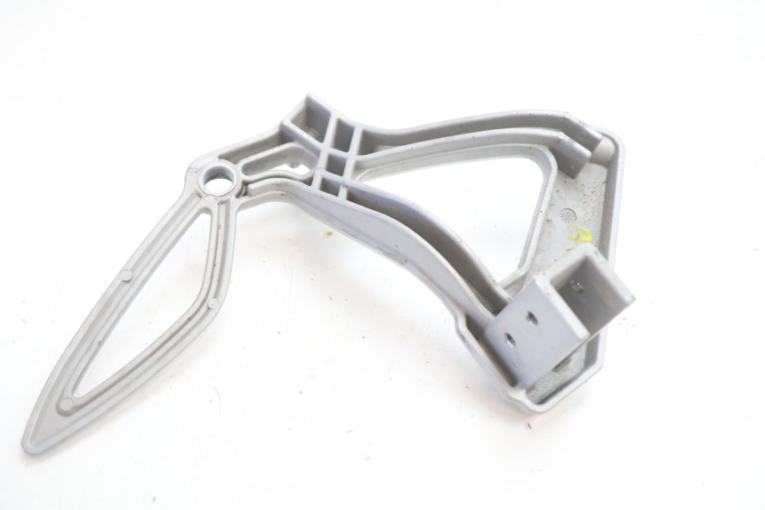 photo de PEDANA POSTERIORE DESTRA SUPPORTO CAN-AM SPYDER RS 1000 (2008 - 2012) - Vista d'insieme del prodotto