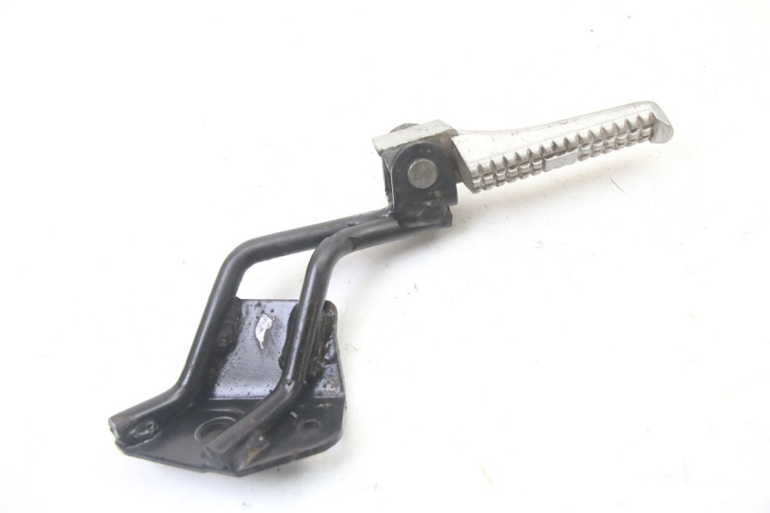 photo de PEDANA POSTERIORE DESTRA SUPPORTO GILERA STALKER 50 (1997 - 2005) - Dettagli dei punti di fissaggio