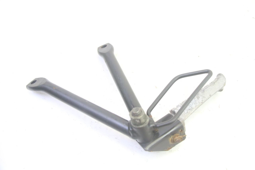 photo de PEDANA POSTERIORE DESTRA SUPPORTO KSR TR SM 50 (2015 - 2018) - Dettagli dei punti di fissaggio