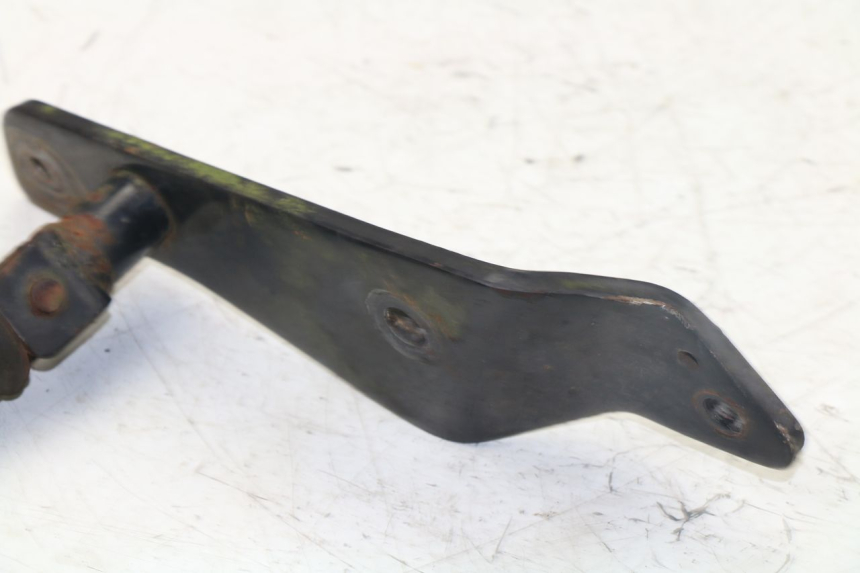 photo de PIASTRA PEDANA POSTERIORE DESTRA YAMAHA VIRAGO 125 (1996 - 2003) - Altra angolazione