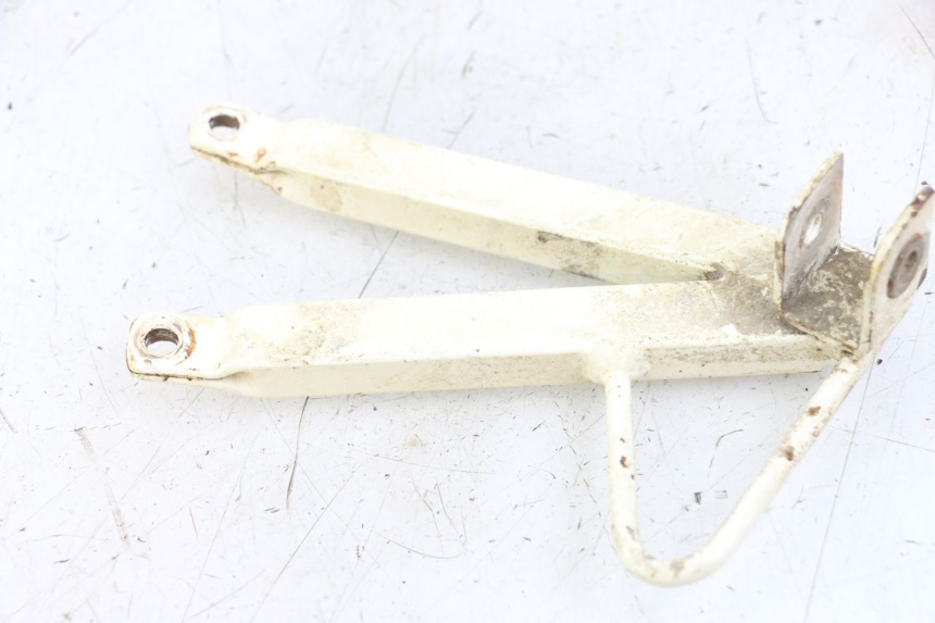 photo de PIASTRA PEDANA POSTERIORE DESTRA PEUGEOT XP6 50 (1997 - 2003) - Zoom sullo stato d'uso