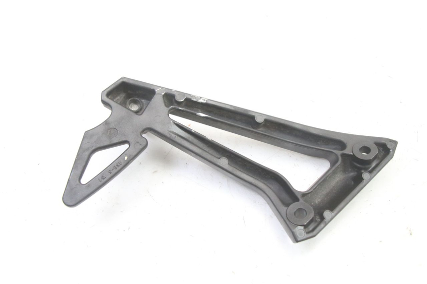 photo de PEDANA POSTERIORE DESTRA SUPPORTO YAMAHA FZ6 FAZER S2 600 (2007 - 2011) - Primo piano tecnico