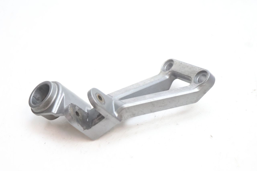 photo de PIASTRA PEDANA POSTERIORE DESTRA KAWASAKI ZX-6R ZX6R 600 (1995 - 1997) - Dettaglio del componente