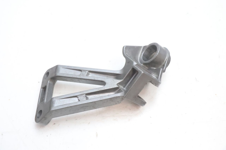 photo de PIASTRA PEDANA POSTERIORE DESTRA KAWASAKI ZX-6R ZX6R 600 (1995 - 1997) - Altra angolazione