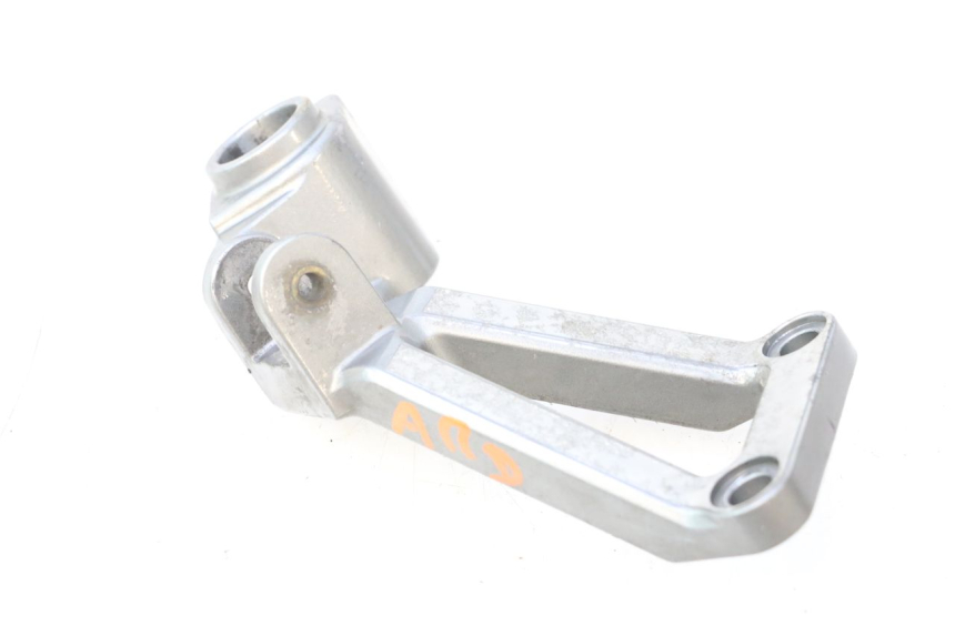 photo de PIASTRA PEDANA POSTERIORE DESTRA KAWASAKI ZX-6R ZX6R 600 (1995 - 1997) - Vista d'insieme del prodotto