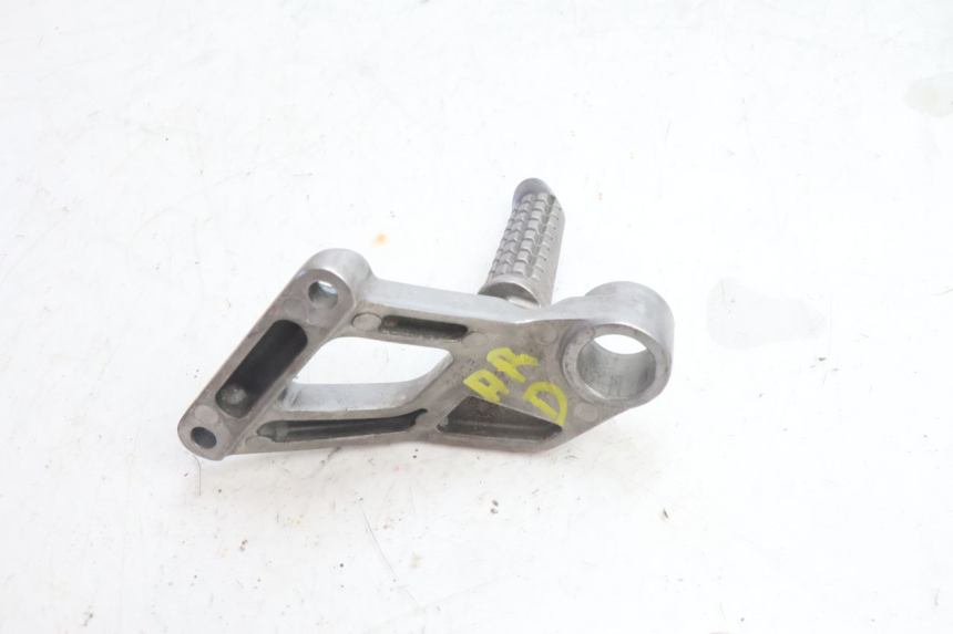 photo de PIASTRA PEDANA POSTERIORE DESTRA KAWASAKI ZZR 600 (1995 - 2004) - Zoom sullo stato d'uso