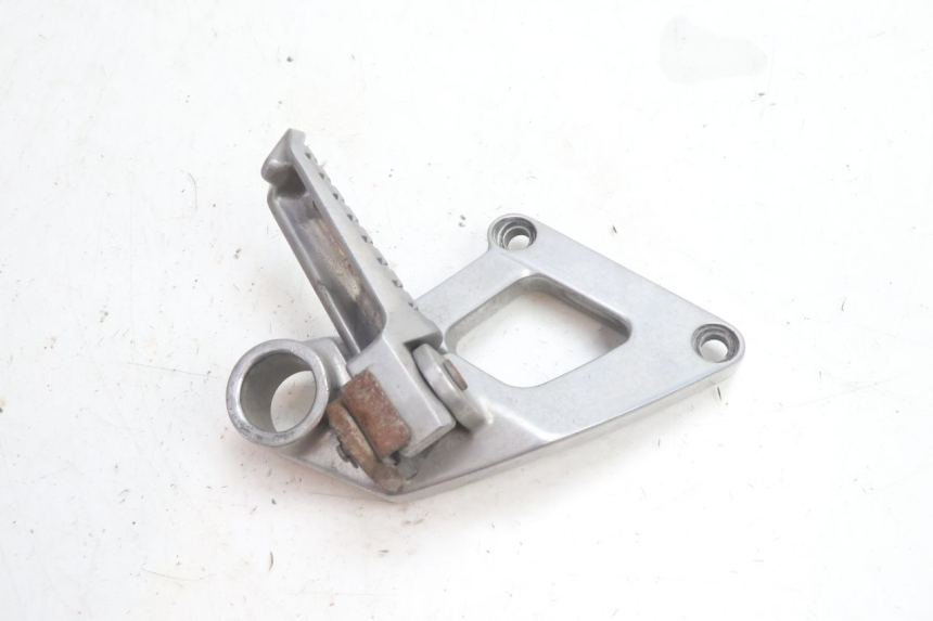 photo de PIASTRA PEDANA POSTERIORE DESTRA KAWASAKI ZZR 600 (1995 - 2004) - Altra angolazione