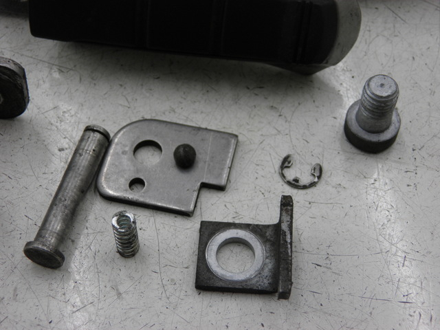 photo de Piastra poggiapiedi posteriore sinistra BMW R RS 1150 (2001 - 2005) - Altra angolazione