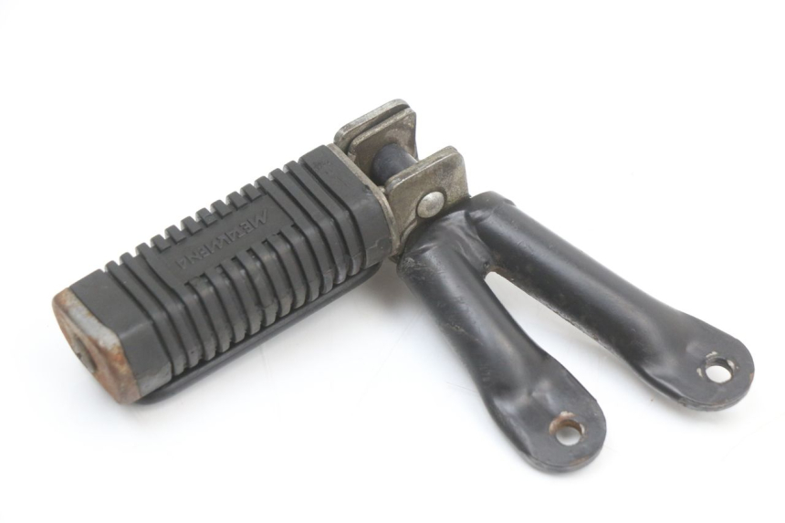 photo de PEDANA POSTERIORE SINISTRA SUPPORTO SHERCO CITY CORP 125 (2003 - 2007) - Dettaglio del componente