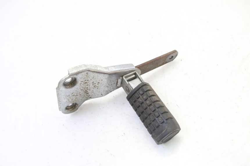 photo de PEDANA POSTERIORE SINISTRA SUPPORTO APRILIA CLASSIC 125 (1995 - 2001) - Zoom sullo stato d'uso