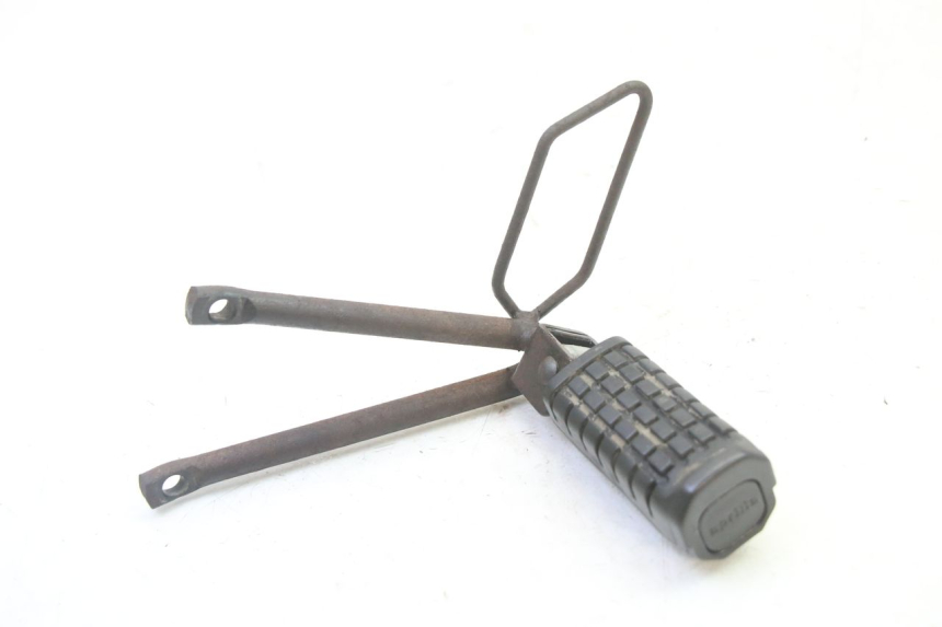 photo de PEDANA POSTERIORE SINISTRA SUPPORTO APRILIA ETX 125 (1998 - 2002) - Vista principale