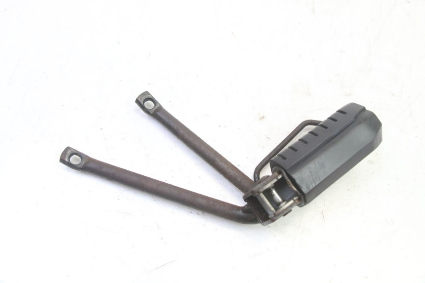 photo de PEDANA POSTERIORE SINISTRA SUPPORTO APRILIA ETX 125 (1998 - 2002) - Zoom sullo stato d'uso