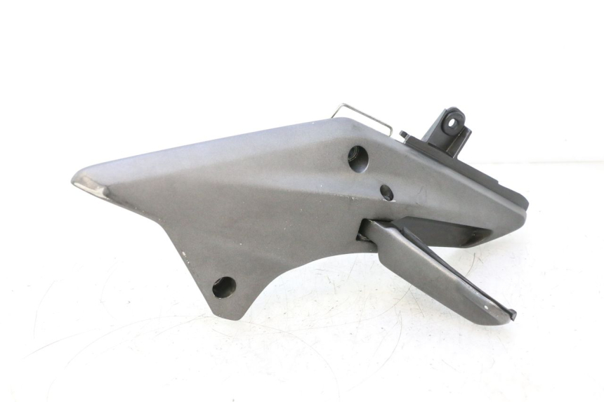 photo de PEDANA POSTERIORE SINISTRA SUPPORTO HONDA FJS SILVER WING SILVERWING 400 (2005 - 2008) - Altra vista dell'articolo