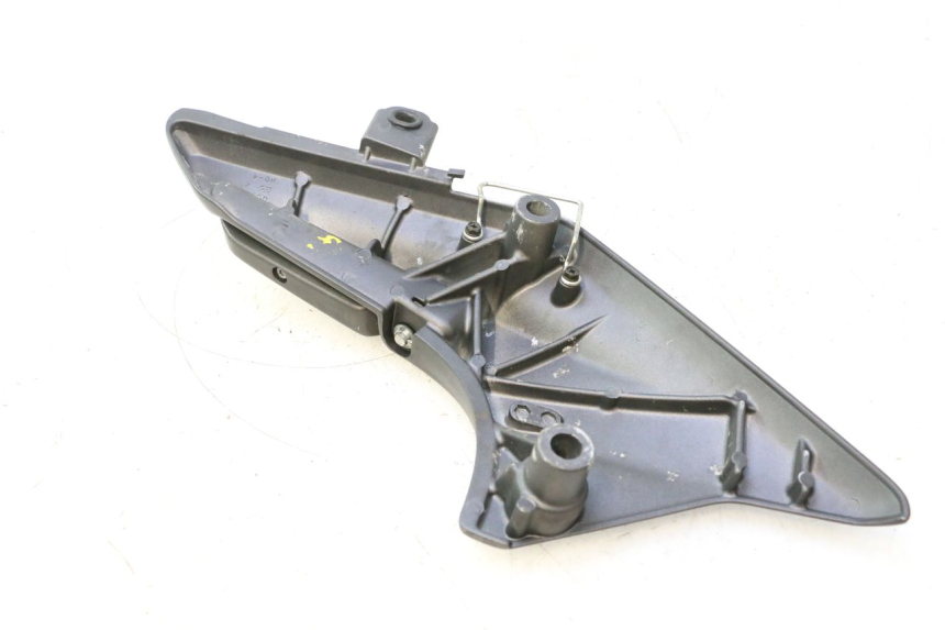photo de PEDANA POSTERIORE SINISTRA SUPPORTO HONDA FJS SILVER WING SILVERWING 400 (2005 - 2008) - Zoom sullo stato d'uso