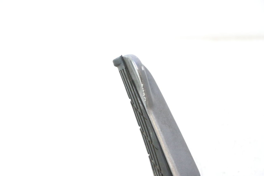 photo de PEDANA POSTERIORE SINISTRA SUPPORTO HONDA FJS SILVER WING SILVERWING 400 (2005 - 2008) - Ricambio usato controllato