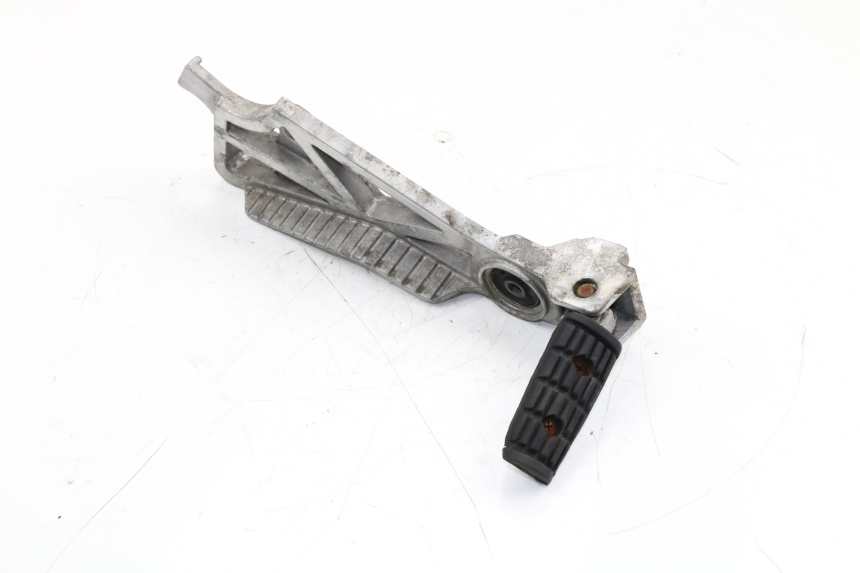 photo de Piastra poggiapiedi posteriore sinistra YAMAHA FZX FAZER 750 (1987 - 1998) - Altra angolazione