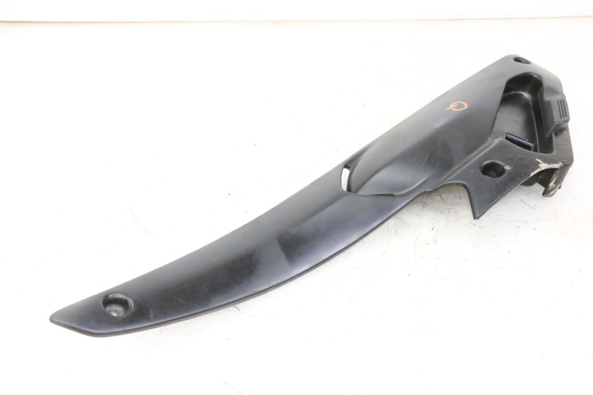 photo de PEDANA POSTERIORE SINISTRA SUPPORTO GILERA NEXUS 300 (2008 - 2013) - Primo piano tecnico
