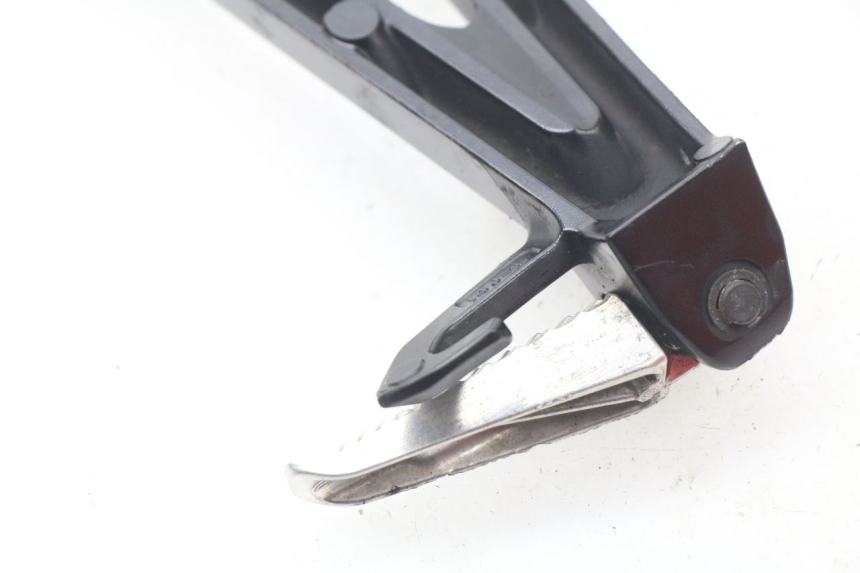 photo de PIASTRA PEDANA POSTERIORE SINISTRA SUZUKI GSX-R GSXR 750 (2011 - 2016) - Zoom sullo stato d'uso