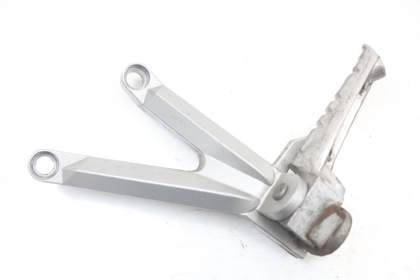 photo de PEDANA POSTERIORE SINISTRA SUPPORTO HYOSUNG GTR 125 (2006 - 2008) - Vista principale