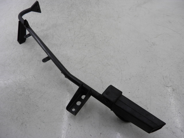 photo de Piastra pedana posteriore sinistra HONDA FES PANTHEON 125 (2003 - 2007) - Primo piano tecnico