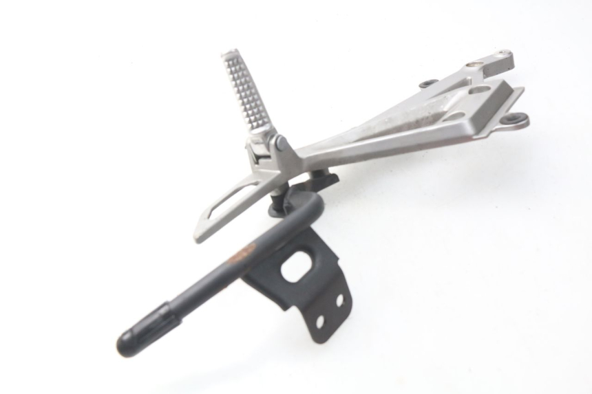 photo de PIASTRA PEDANA POSTERIORE SINISTRA HONDA INTEGRA NC D 750 (2016 - 2018) - Dettagli dei punti di fissaggio