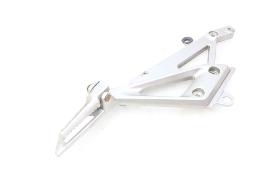 photo de PIASTRA PEDANA POSTERIORE SINISTRA HONDA INTEGRA NC D 750 (2016 - 2018) - Primo piano tecnico