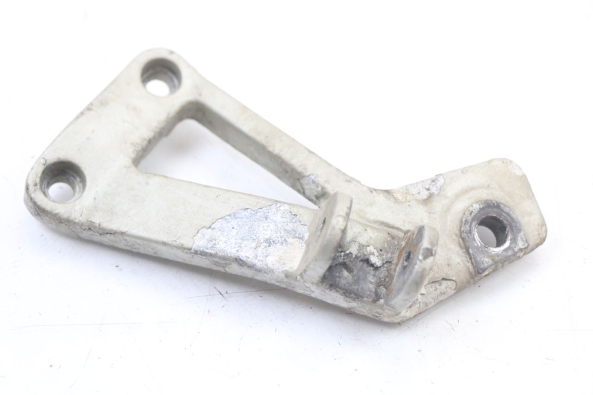 photo de Piastra poggiapiedi posteriore sinistra KAWASAKI GTR 1000 (1994 - 2004) - Dettaglio del componente