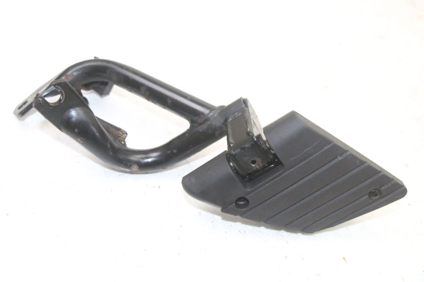 photo de PEDANA POSTERIORE SINISTRA SUPPORTO KYMCO PEOPLE S 125 (2000 - 2008) - Vista d'insieme del prodotto